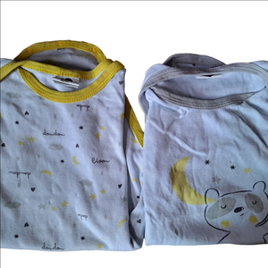 3/15$ Baby Bodysuits – Lot of 2 – Mots d’Enfants – Size 18 Months